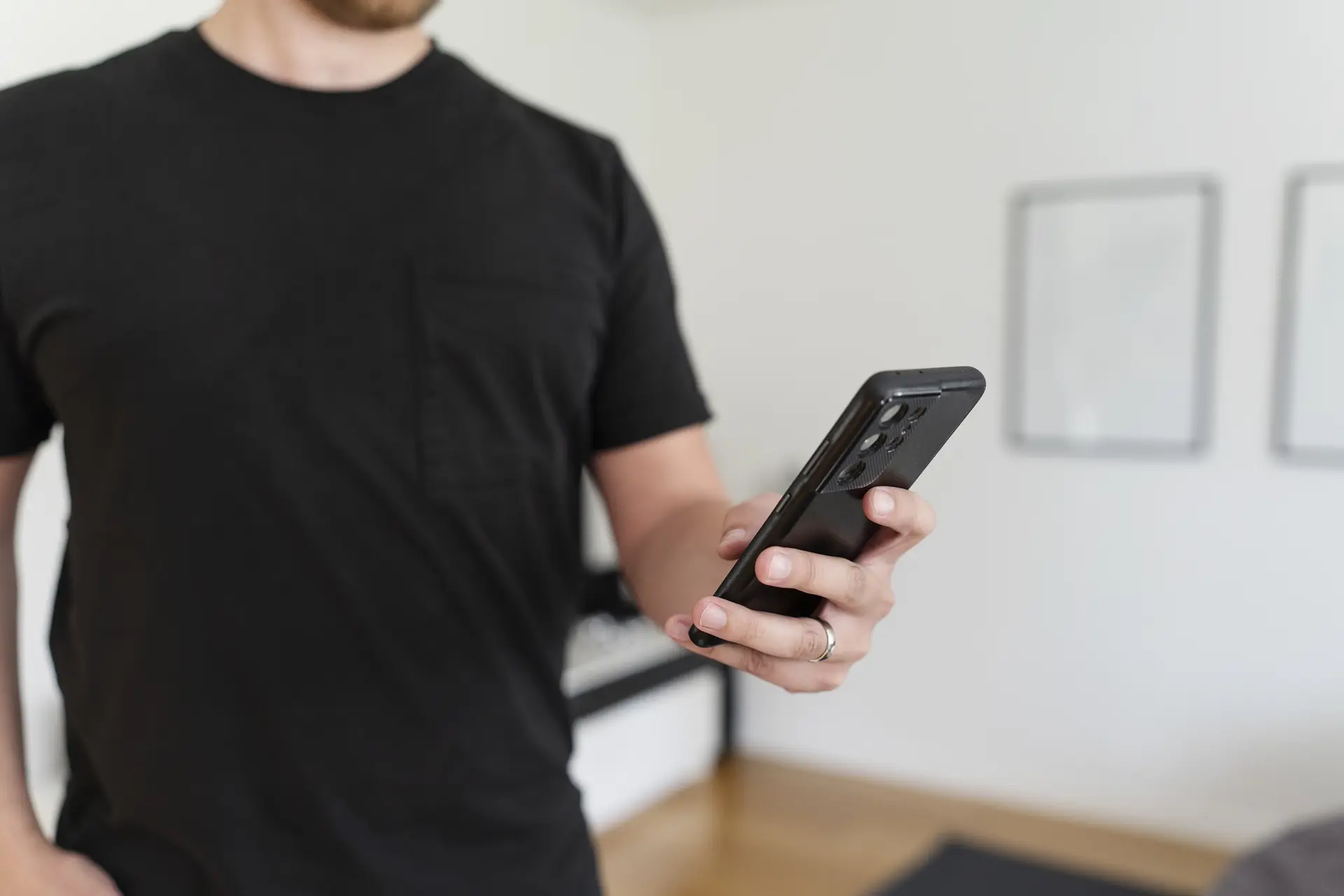Meddela via SMS - informationen når fram direkt
